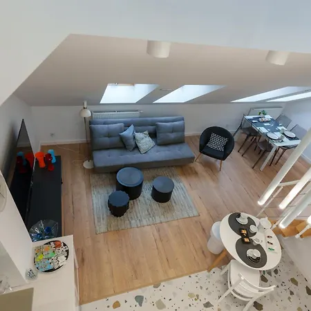 Διαμέρισμα Raciborska 8