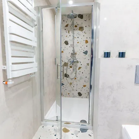 Raciborska 8 * Γκλίβιτσε