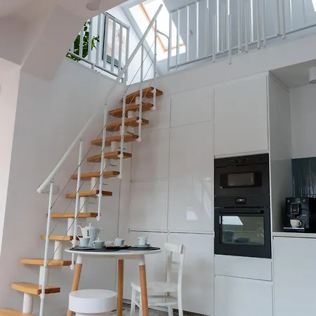 Raciborska 8 * Γκλίβιτσε