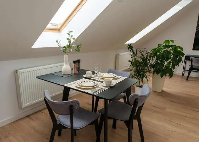 Raciborska 8 דירה *