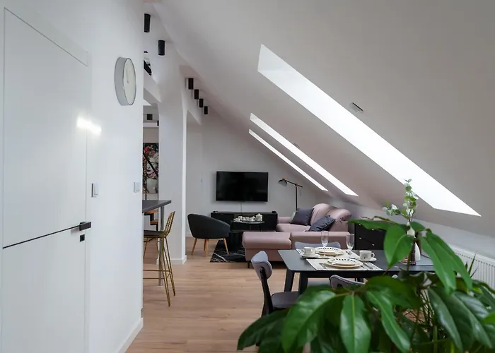 Raciborska 8 شقة *