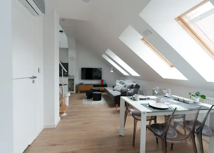 شقة Raciborska 8 *